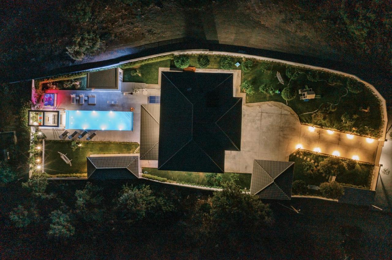 Villa M Mansion Pefki Esterno foto
