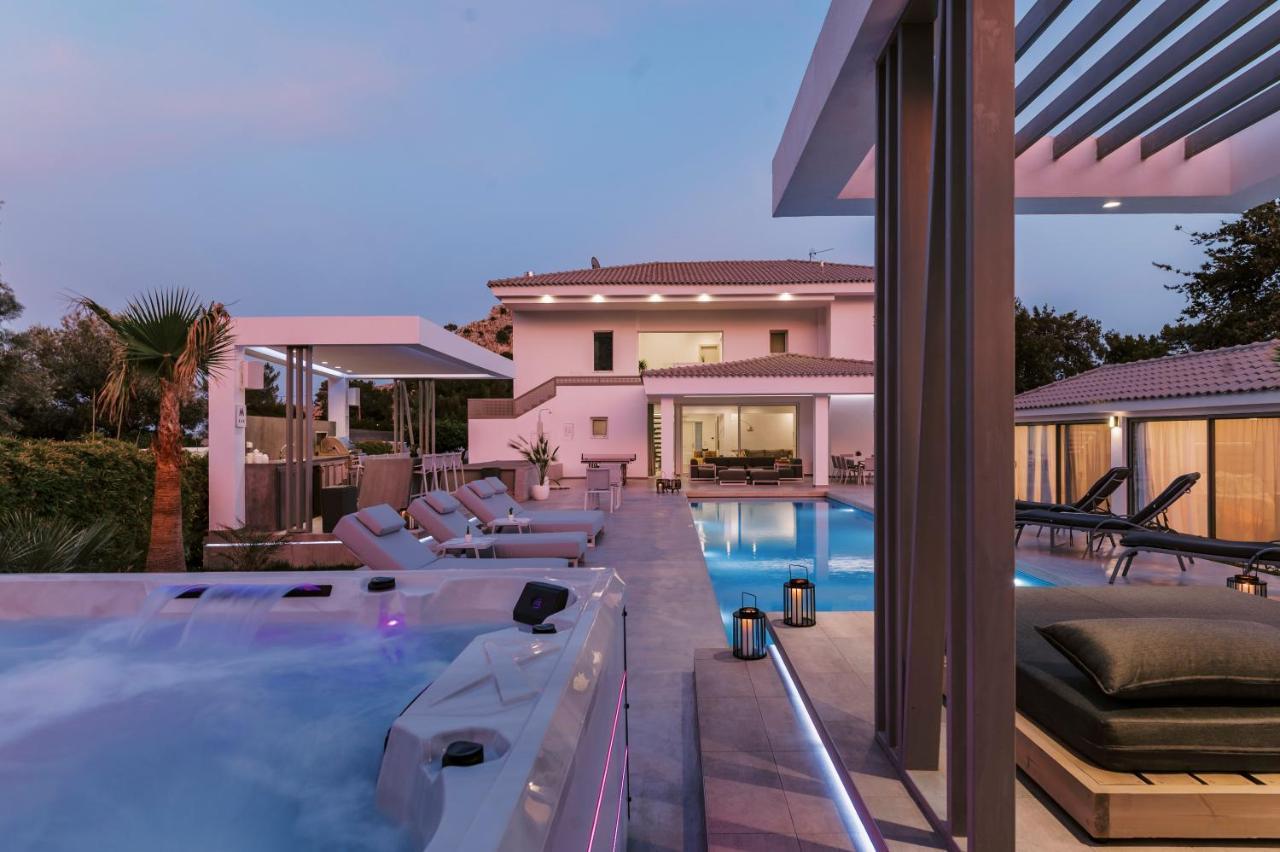 Villa M Mansion Pefki Esterno foto